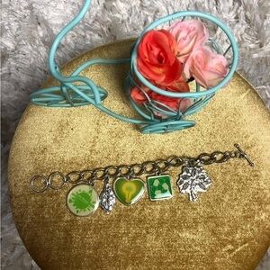 Go Green Silver‎ Tone Earth Day Chunky Charm Bracelet 7” Toggle Environment Tree